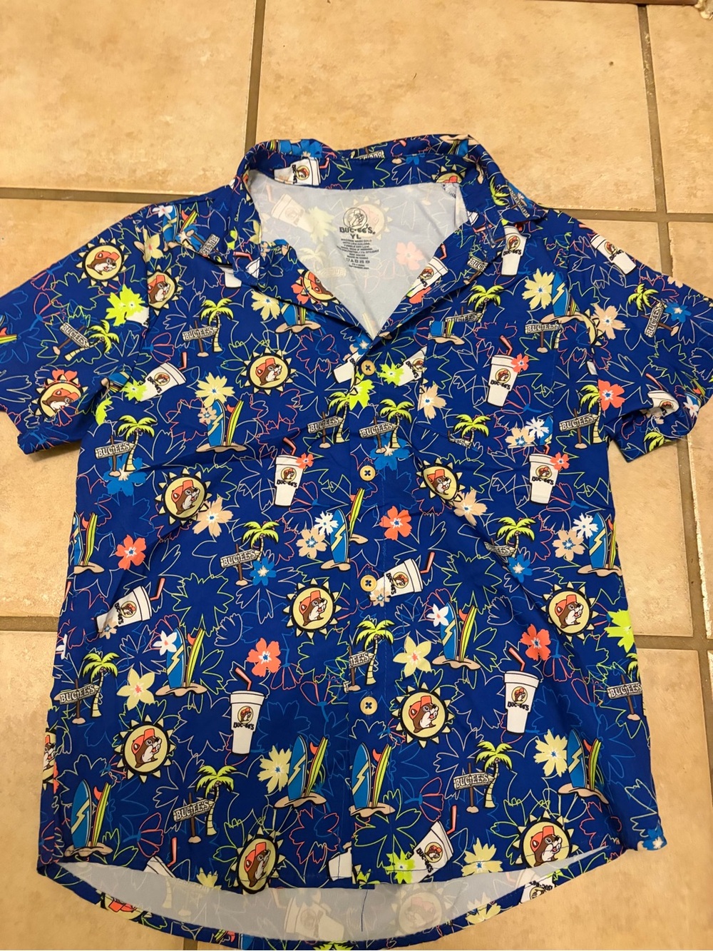 Bucees youth Tropical Blue Short Sleeve Button-Up Shirt